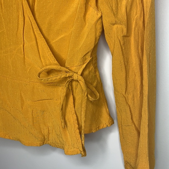 Tie up shirt HM - Picture 2 of 3